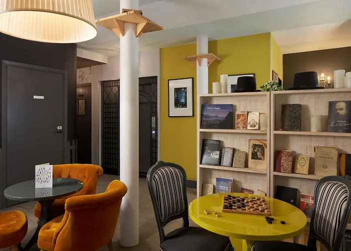Les Plumes Hotel